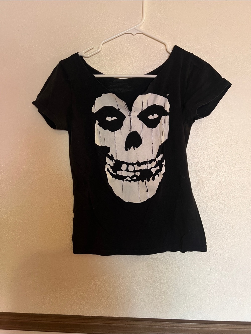 Misfits DIY cut ladies shirt